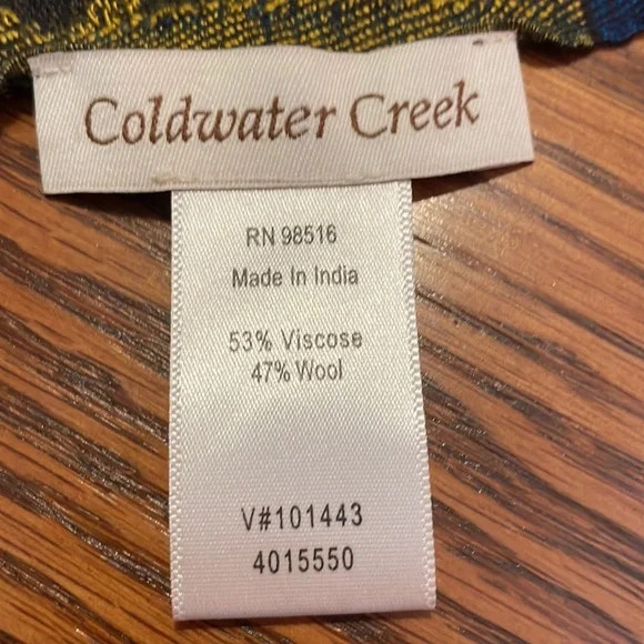 Coldwater Creek Oblong Scarf - Picture 5 of 6